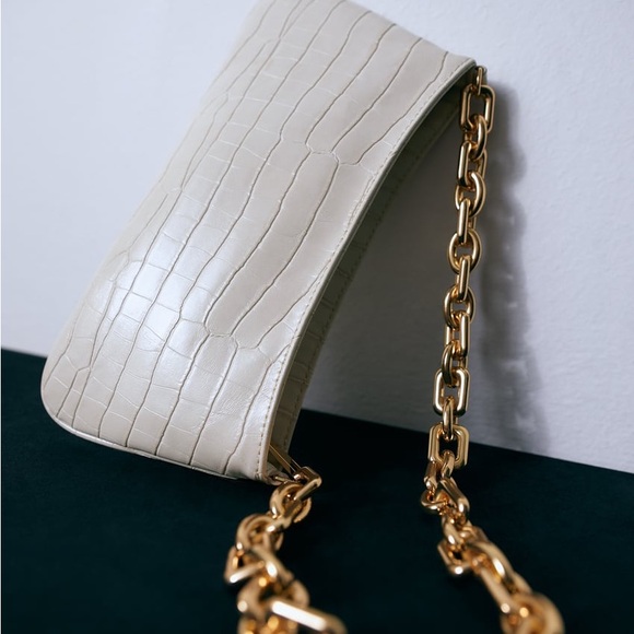 ZARA GOLD CHAIN STRAP ANIMAL EMBOSSED SHOULDER BAG CREAM - Picture 2 of 8